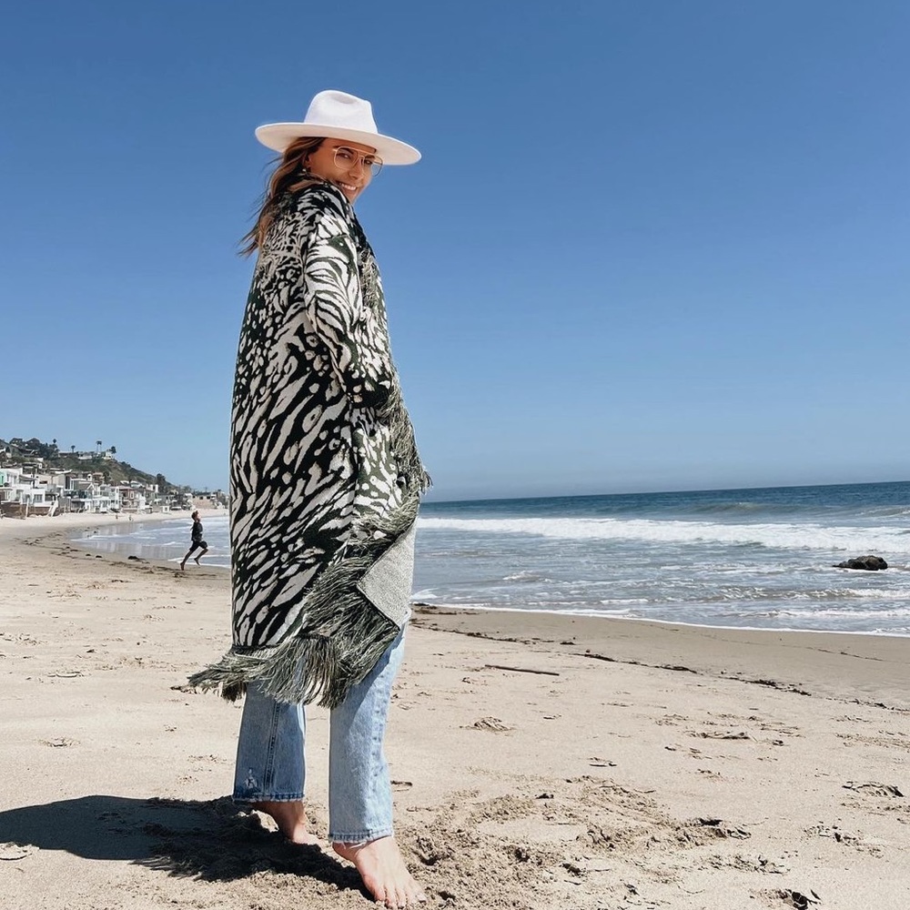 NWOT Dundas x Revolve Thurston Fringe Shawl Duster